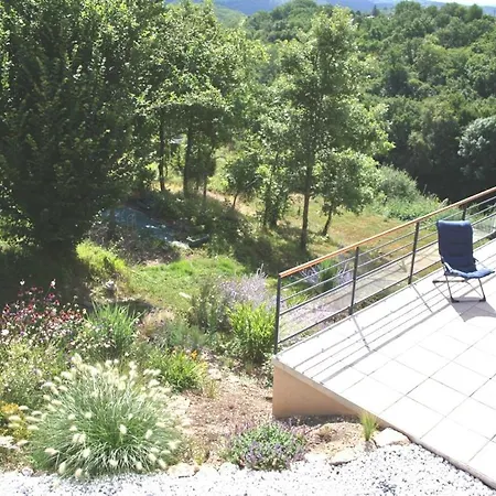 D'hotes La Dentalie Bed & Breakfast